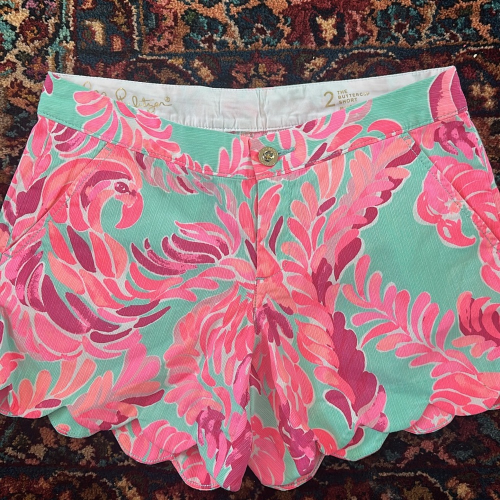 Lilly Pulitzer Women's Pink and Green Shorts